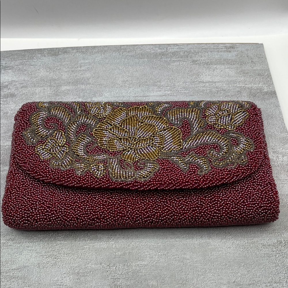 La Regale Red Gold Silver Beaded Clutch Evening Bag Elegant Classic Vintage